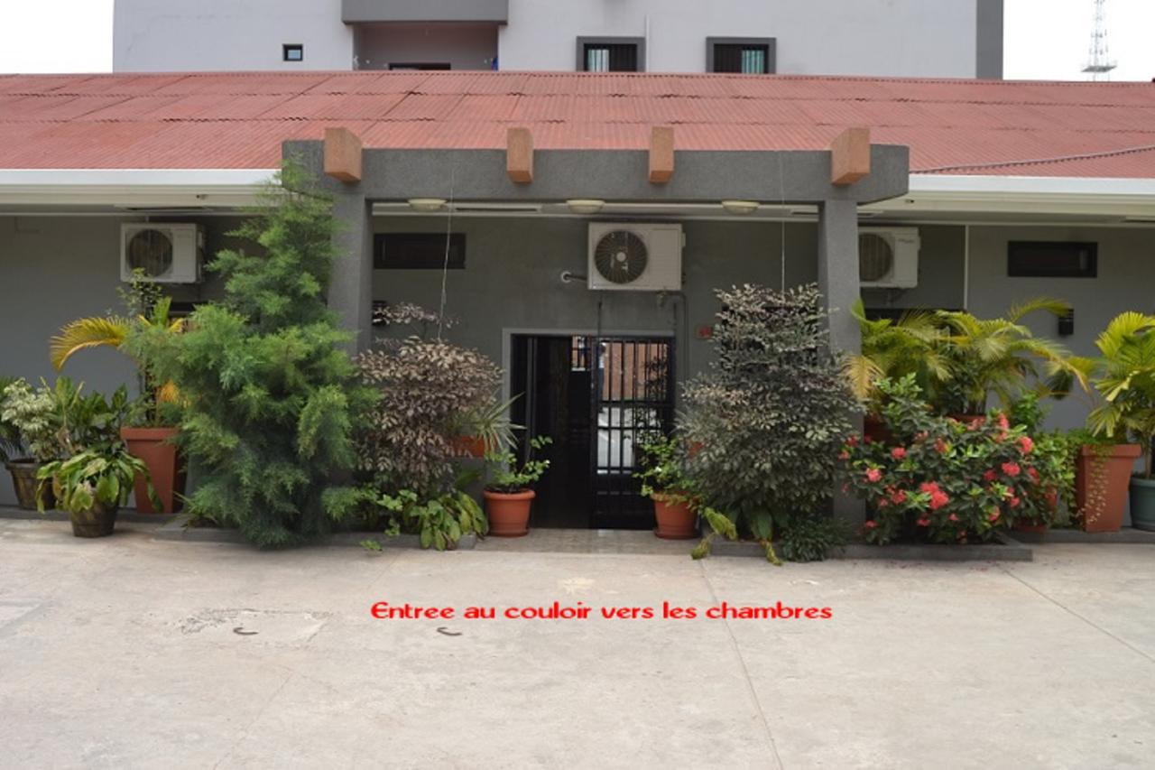 Green Lodge Kinshasa Exterior photo